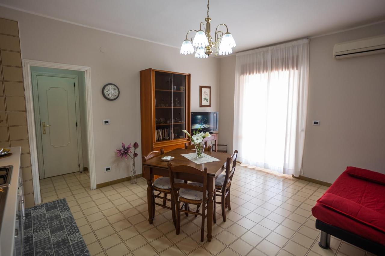 Gilda'S Home Scalea Ngoại thất bức ảnh